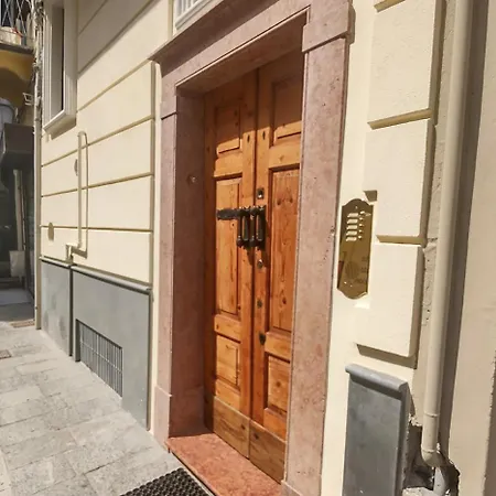 Evalda Apartmán Parma